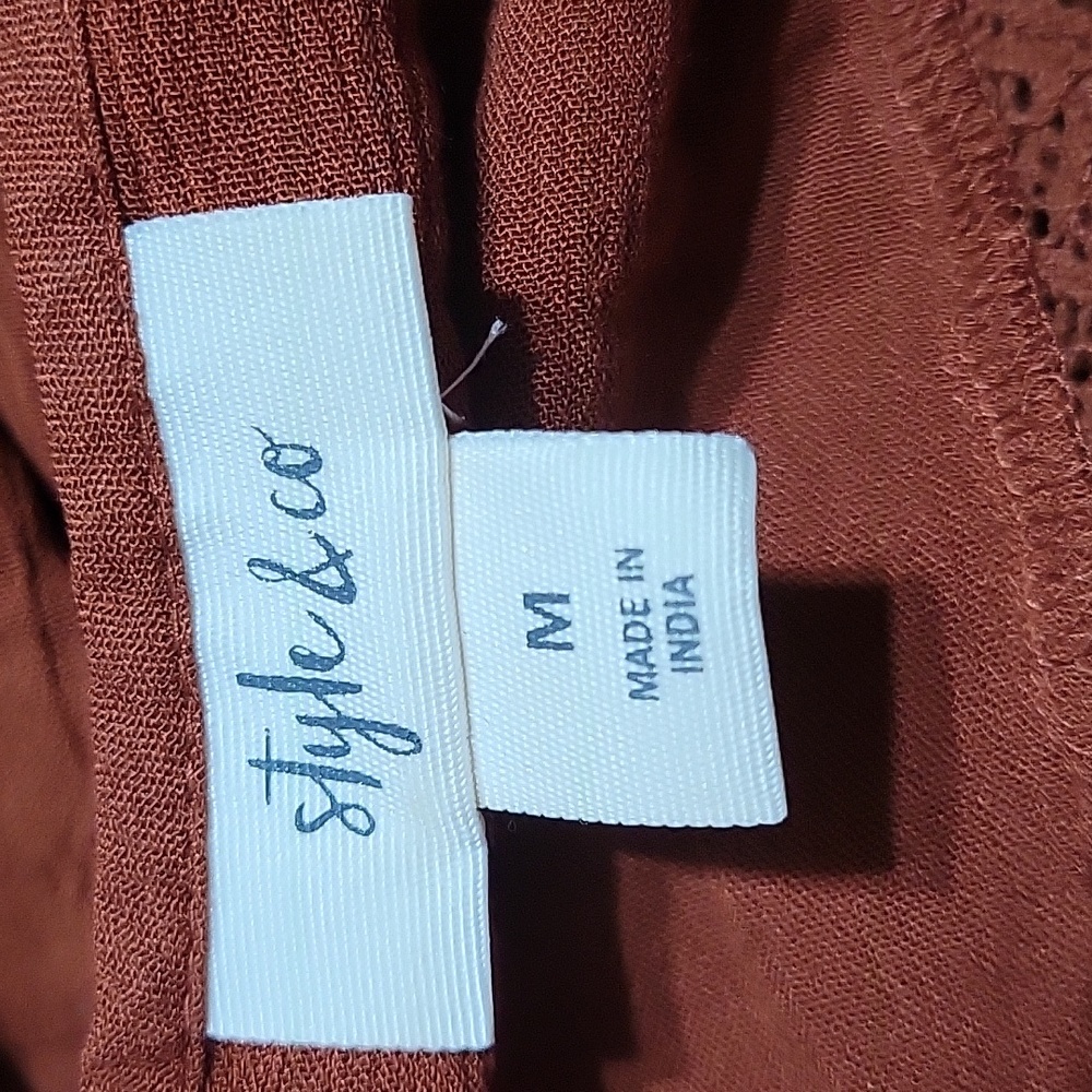 Style & Co Blouse - Picture 3 of 3